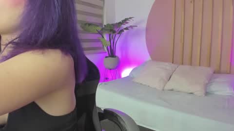 R E I online show from 25, 9, 2025