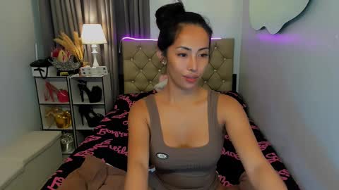 reighnempress online show from 19, 1, 2025