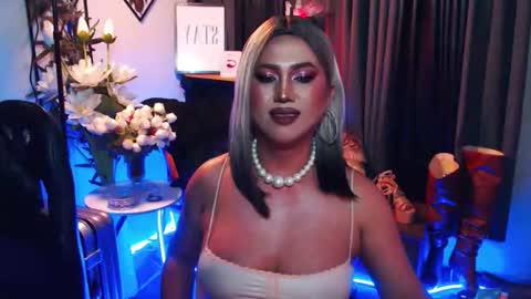 Red Ivy online show from 19, 3, 2026