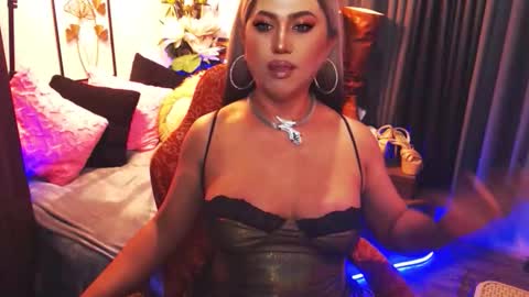 Snapshot of reigning_ivy chatting on 19, 4, 2026 Red Ivy online show from 19, 4, 2026