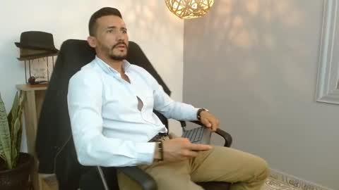   REIKO  online show from 5, 2, 2025