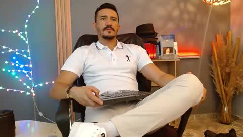   REIKO  online show from 5, 2, 2026