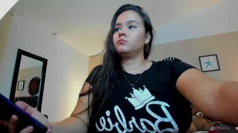 reina_loren online show from 23, 9, 2025