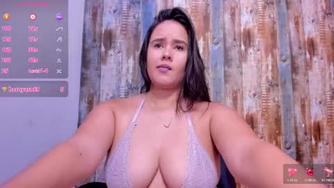 reina_loren online show from 25, 10, 2025
