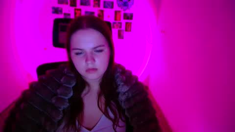 Reina online show from 15, 2, 2026