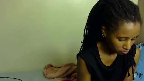 Snapshot of rellings_maya chatting on 19, 1, 2025 rellings-maya online show from 19, 1, 2025