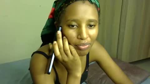 Snapshot of rellings_maya chatting on 22, 1, 2025 rellings-maya online show from 22, 1, 2025