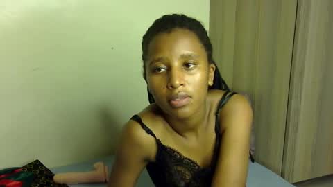 Snapshot of rellings_maya chatting on 23, 1, 2025 rellings-maya online show from 23, 1, 2025