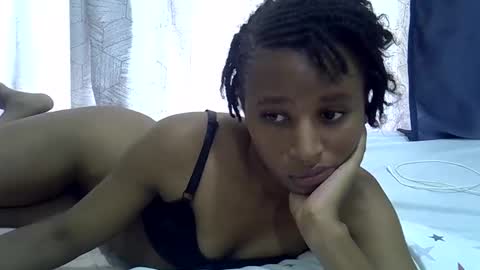 Snapshot of rellings_maya chatting on 20, 10, 2025 rellings-maya online show from 20, 10, 2025