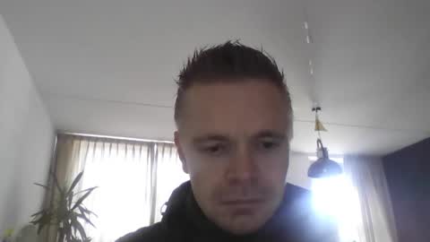 Snapshot of remcoa chatting on 4, 11, 2025 remcoa online show from 4, 11, 2025