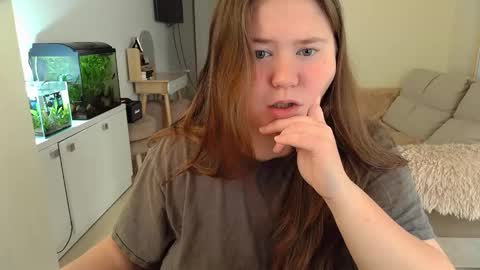 Snapshot of remirann_ chatting on 5, 3, 2025 Ann OF - remirann21 online show from 5, 3, 2025