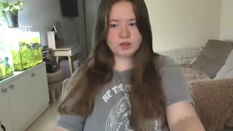 Snapshot of remirann_ chatting on 2, 11, 2025 Ann OF - remirann21 online show from 2, 11, 2025