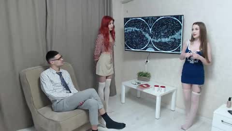 Renae Tom online show from 6, 3, 2025