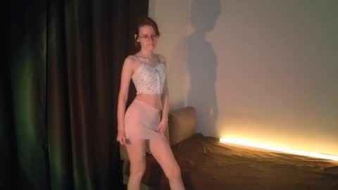 Claire online show from 20, 5, 2026