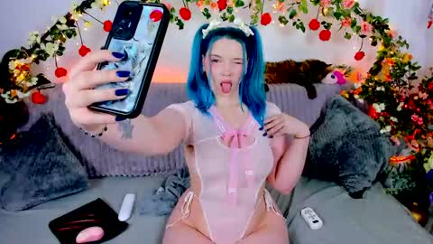 RenaRyugy online show from 26, 1, 2025