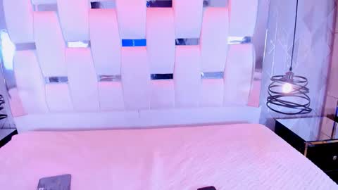 Snapshot of renataferrer_1 chatting on 1, 11, 2025 online show from 1, 11, 2025