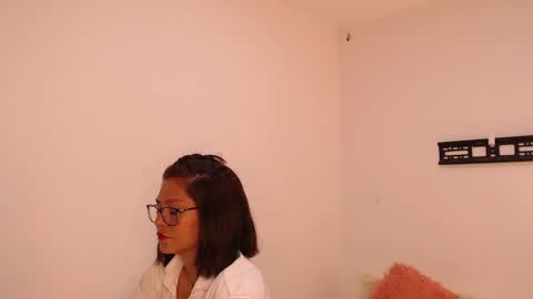 Snapshot of renataj chatting on 17, 10, 2025 renataj online show from 17, 10, 2025