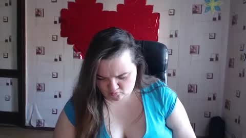 renataoia online show from 1, 3, 2025