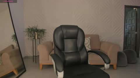 Renata Reyes online show from 29, 3, 2026