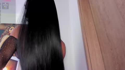 Snapshot of renatasantorino chatting on 3, 11, 2025 Renata. online show from 3, 11, 2025