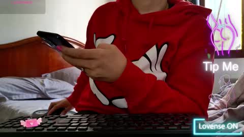 Snapshot of renattabigboobs chatting on 7, 10, 2025 Renatta online show from 7, 10, 2025