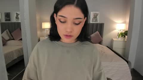 Renee Shelby online show from 26, 2, 2025