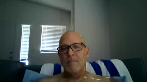 Snapshot of renewaz chatting on 24, 5, 2026 Renewaz online show from 24, 5, 2026