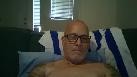 Snapshot of renewaz chatting on 26, 5, 2026 Renewaz online show from 26, 5, 2026