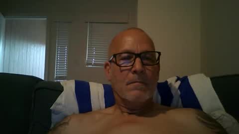 Snapshot of renewaz chatting on 27, 5, 2026 Renewaz online show from 27, 5, 2026
