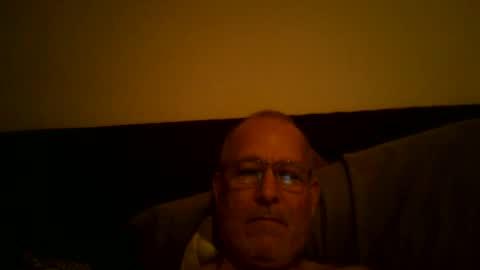 Snapshot of renewaz chatting on 4, 7, 2026 Renewaz online show from 4, 7, 2026