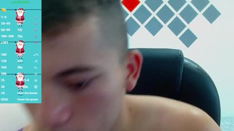 Snapshot of rennesanti chatting on 30, 12, 2024 R E N E online show from 30, 12, 2024