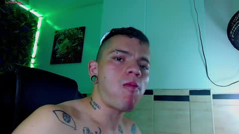 Snapshot of rennesanti chatting on 12, 1, 2025 R E N E online show from 12, 1, 2025