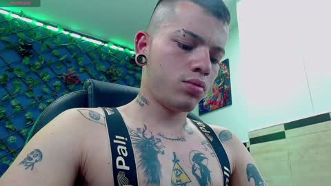 Snapshot of rennesanti chatting on 21, 1, 2025 R E N E online show from 21, 1, 2025