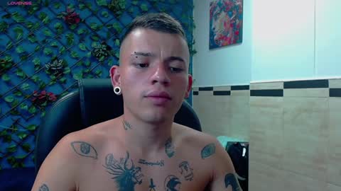 Snapshot of rennesanti chatting on 8, 2, 2025 R E N E online show from 8, 2, 2025