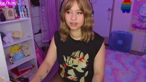 Snapshot of renpuppy chatting on 11, 3, 2025 REN online show from 11, 3, 2025