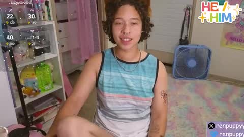 Snapshot of renpuppy chatting on 14, 11, 2025 REN online show from 14, 11, 2025