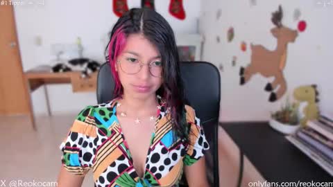 Snapshot of reoko_ chatting on 14, 12, 2025 Reoko online show from 14, 12, 2025