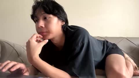 Aiqo online show from 4, 11, 2025