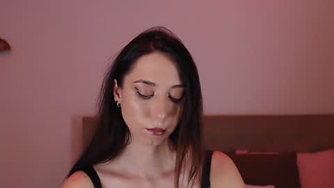 Snapshot of revealyourdarkdesires chatting on 10, 9, 2025 revealyourdarkdesires online show from 10, 9, 2025