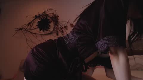 Snapshot of revealyourdarkdesires chatting on 29, 9, 2025 revealyourdarkdesires online show from 29, 9, 2025