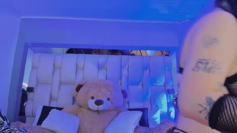 Snapshot of revenmiller_ chatting on 2, 3, 2026 Reven online show from 2, 3, 2026