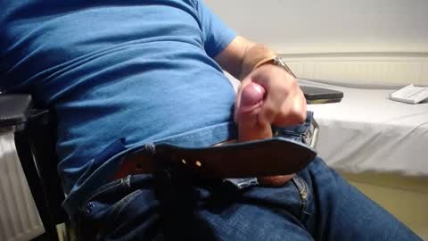 Revilo online show from 1, 10, 2025