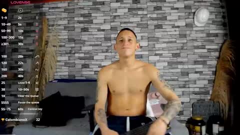 Snapshot of rey_masterhot chatting on 2, 10, 2025 reymasterhot online show from 2, 10, 2025