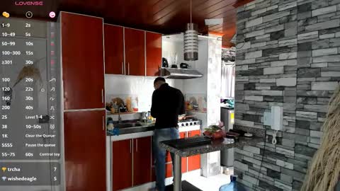 Snapshot of rey_masterhot chatting on 14, 10, 2025 reymasterhot online show from 14, 10, 2025