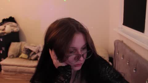 Snapshot of reyreyclub chatting on 14, 12, 2025 reyreyclub online show from 14, 12, 2025