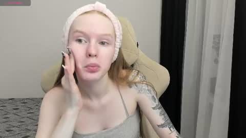nice to meet you  3  I am Milena online show from 18, 6, 2026
