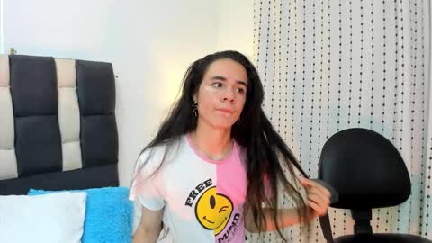 rhiannacoral online show from 16, 2, 2025