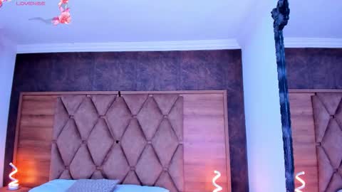 Snapshot of rianamanson chatting on 3, 11, 2025 Riana online show from 3, 11, 2025