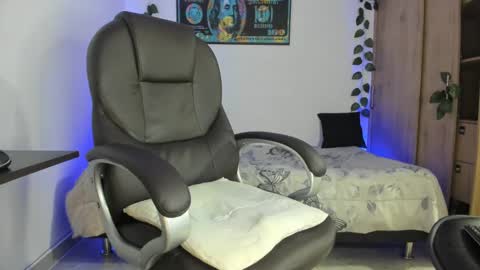 Snapshot of riancum chatting on 17, 2, 2025 juan online show from 17, 2, 2025