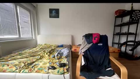 Snapshot of ricciardio chatting on 9, 10, 2025 ricciardio online show from 9, 10, 2025